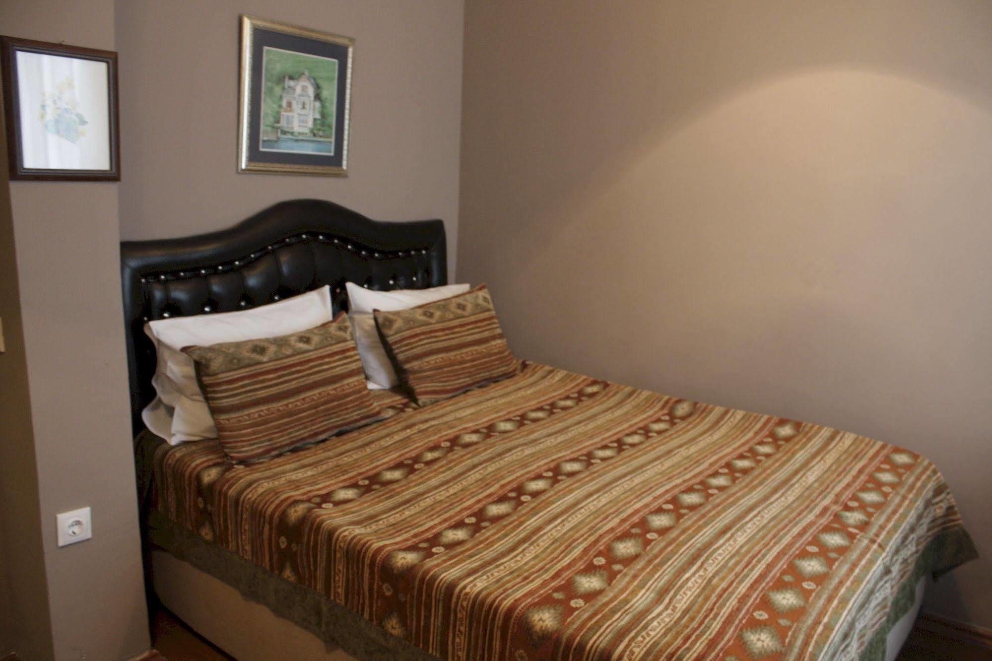 Nobel Hostel Стамбул Экстерьер фото